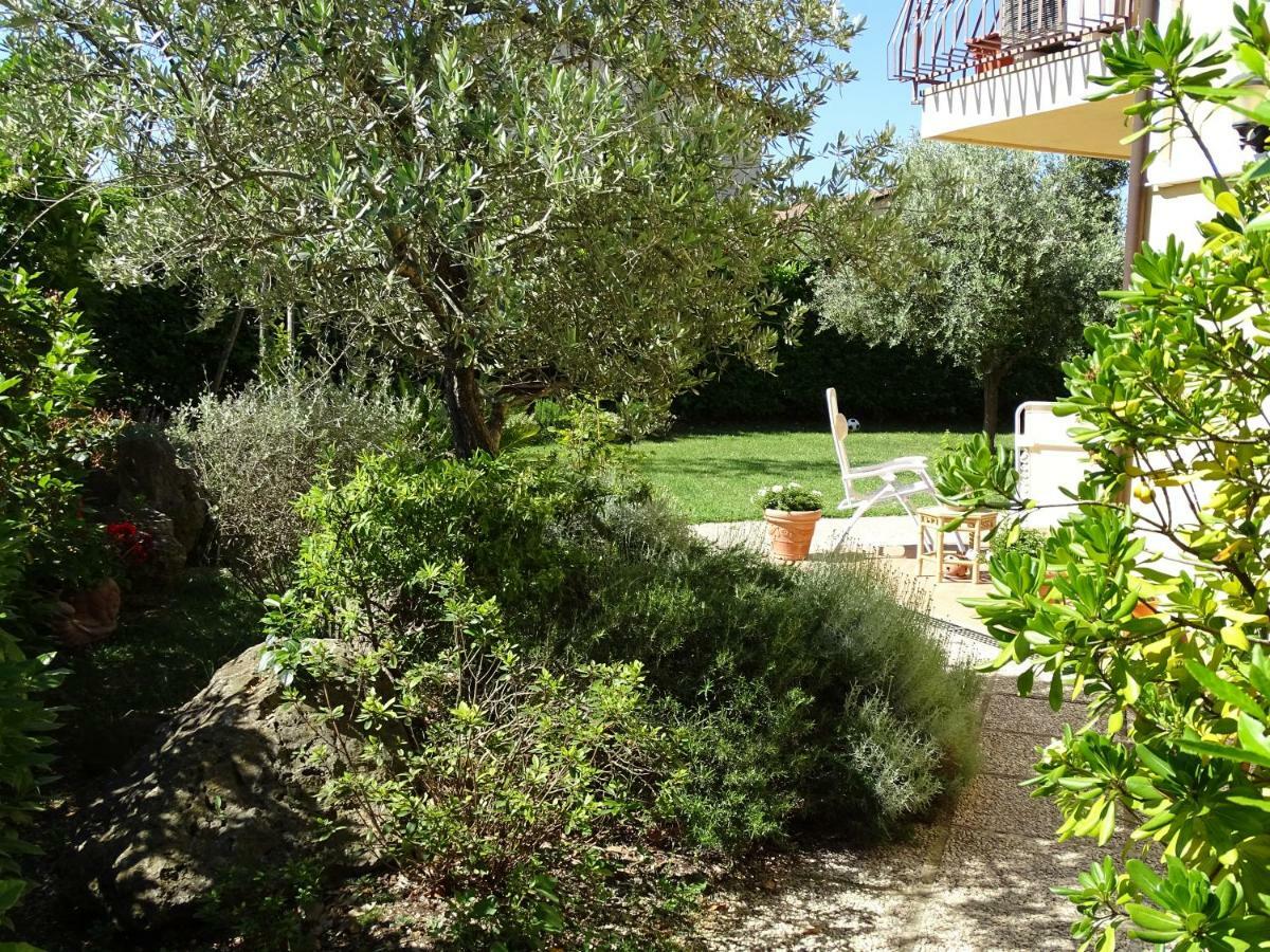 מרסיליאנה B&B La Dolce Vita מראה חיצוני תמונה